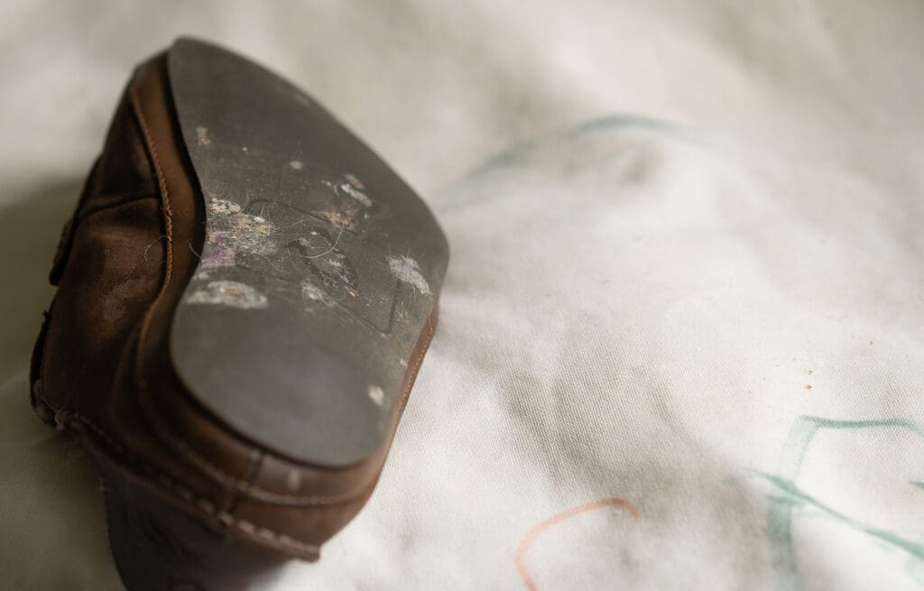the outsole of the olukai moloa slippers